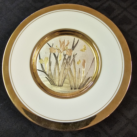 CHOKIN ART - Iris & Butterflies- 24K Gold Rim - Picture 1 of 3